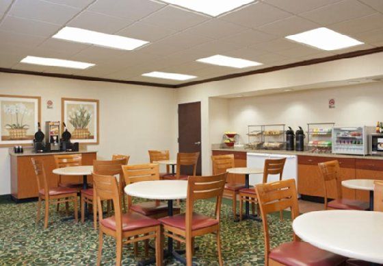 Fairfield Inn & Suites By Marriott Chicago Naperville Restaurant foto